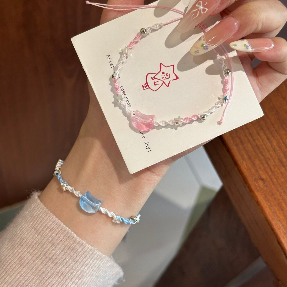 Verstellbares Katzen-Themen Charm-Armband Brehn