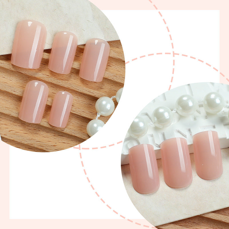 Kunstnagelset mit natürlichem Finish und luxuriösem Glanz Brehn