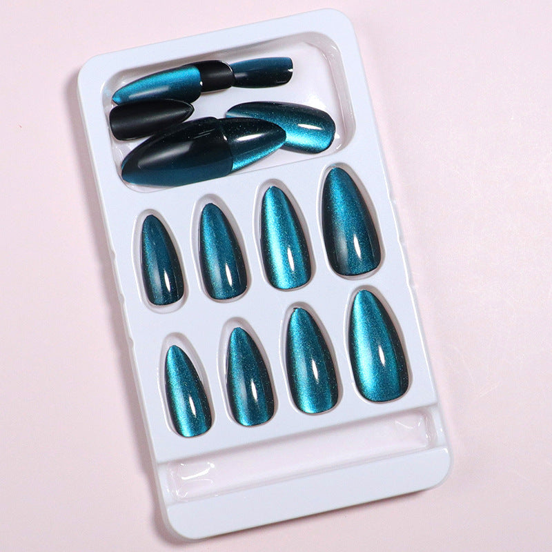 Elegante Glänzende Stiletto Press-On Nagel Set Brehn