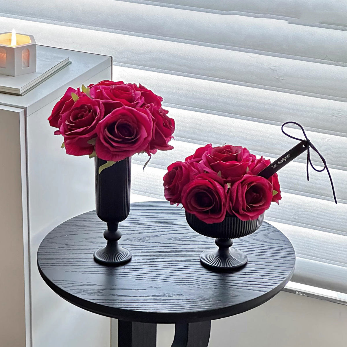 Elegante Kunst-Rosenblumen Arrangement