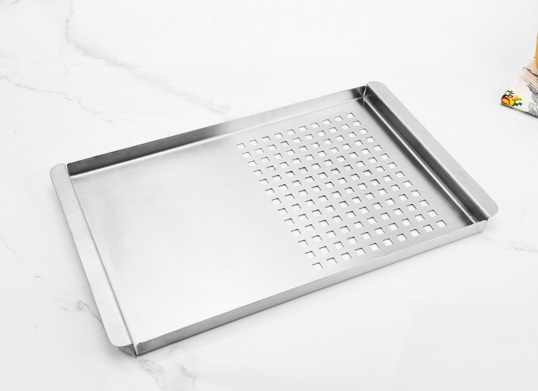 Perforiertes Edelstahl Brat- und Grillblech mit Fettablauf und Erhöhtem Griff Brehn