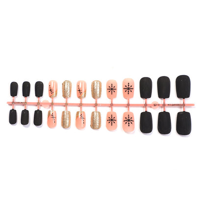 Kreatives Kunstnagelset mit festlichem Design Brehn
