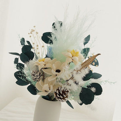 Elegante Trockenblumenarrangement