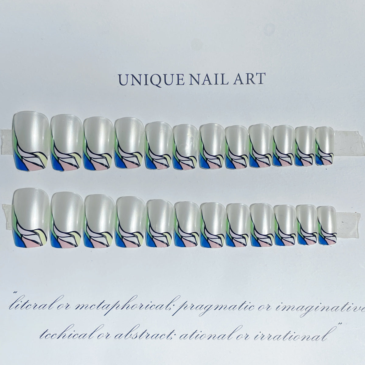 Kreatives abstraktes Press-On-Nagelset