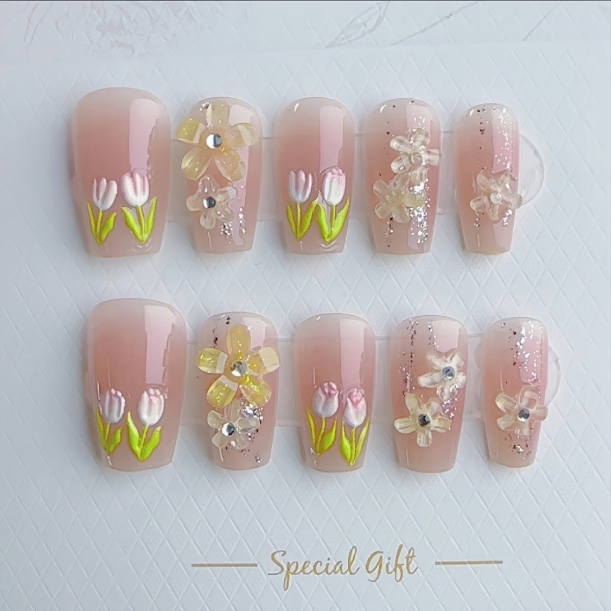 Floral Art Press-On Nail Set Brehn