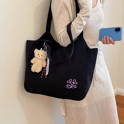 Geräumige bestickte Baumwolltasche