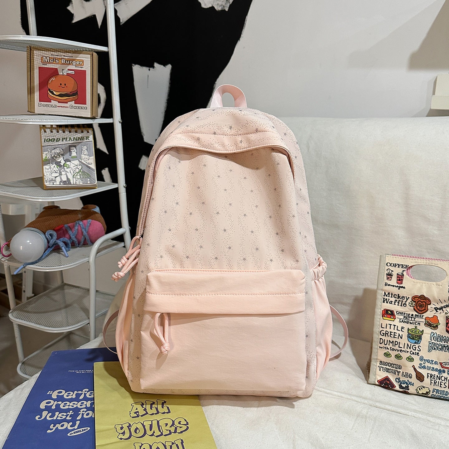 Rucksack mit Niedlichem Sternenmotiv und Praktischem Stauraum Brehn