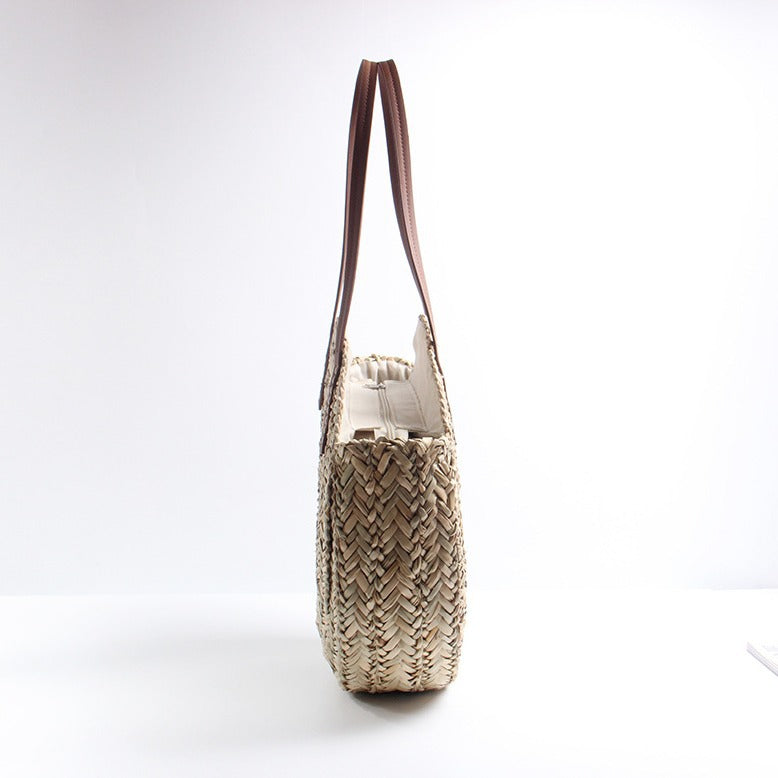 Geflochtene Bast-Strandtasche mit Eleganten Ledergriffen Brehn