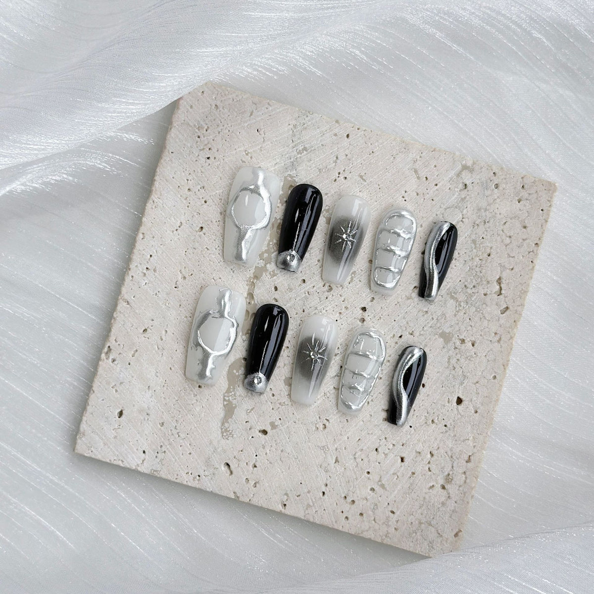 Chic Artistry Press-On Nagel Set