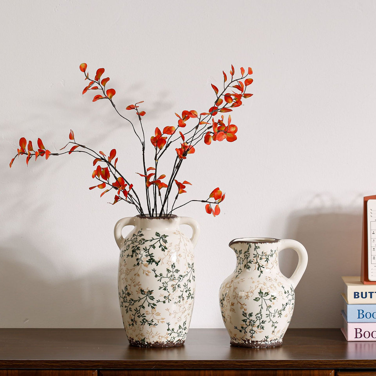 Elegante und kunstvoll verzierte Keramikvase Brehn