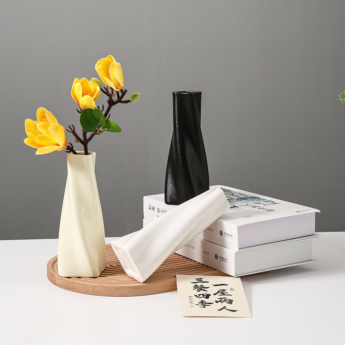 Moderne abstrakte dekorative Keramikvase