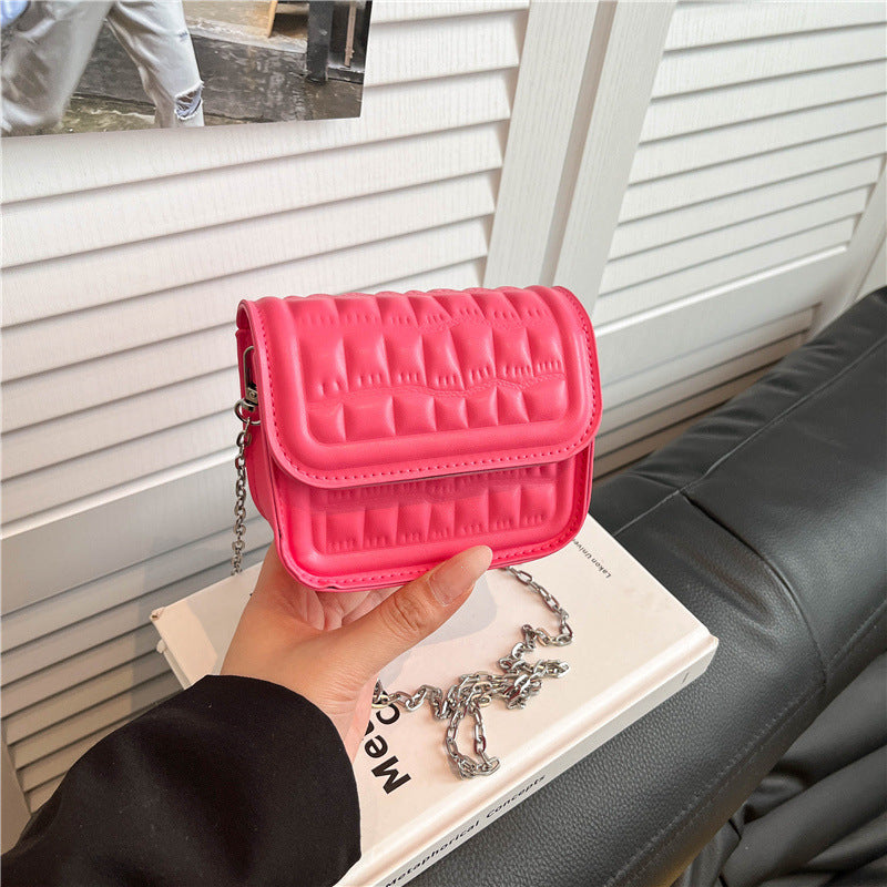 Texturiert gesteppte Mini-Crossbody-Tasche Brehn