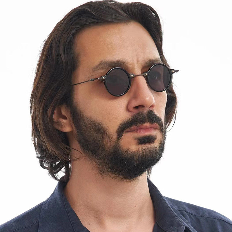 Damen runde Sonnenbrille mit modischem Metallrahmen und großen blauen Gläsern Brehn
