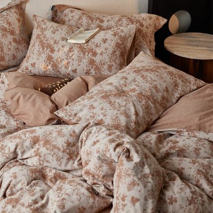 Bettwäsche-Garnitur im Jacquard-Vintage-Look mit Ton-in-Ton Blumenrelief