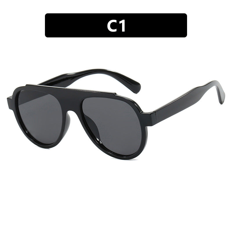 Damen stilvolle schwarze Sonnenbrille im modernen Design Brehn