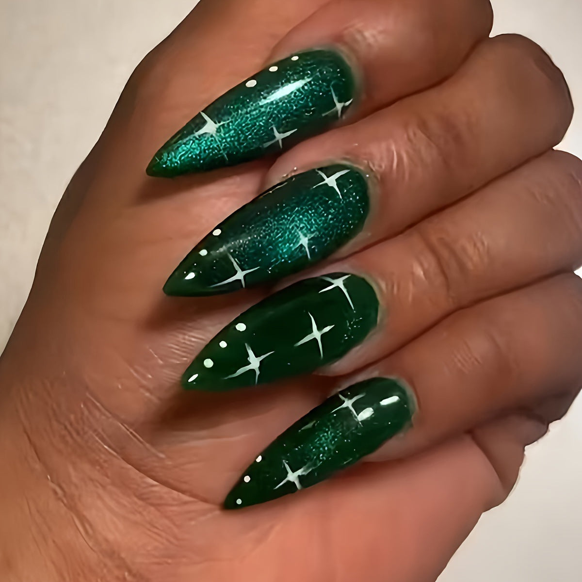 Kreatives Kunstnageldesign Brehn