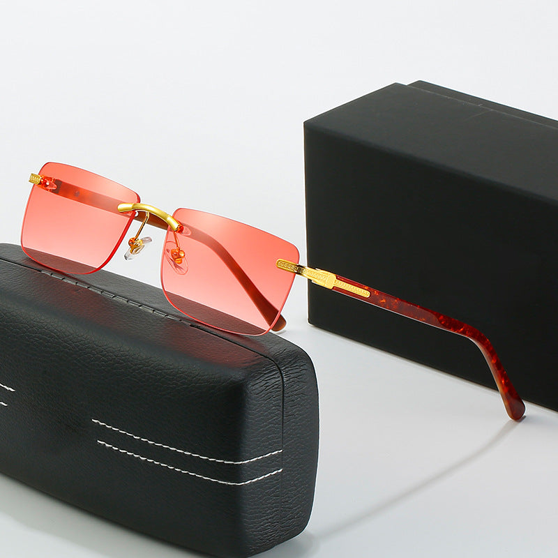 Damen modische Sonnenbrille mit stilvollem, eckigem Rahmen und eleganten Metallakzenten Brehn