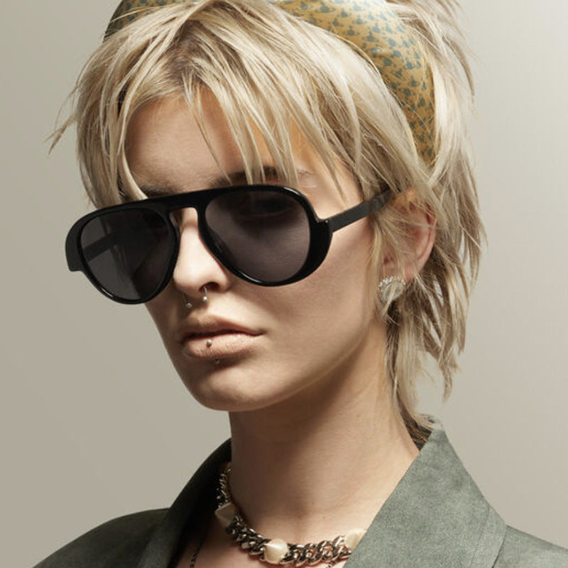 Damen Sonnenbrille mit einzigartigem Retro-Rahmen und UV-Schutz Brehn