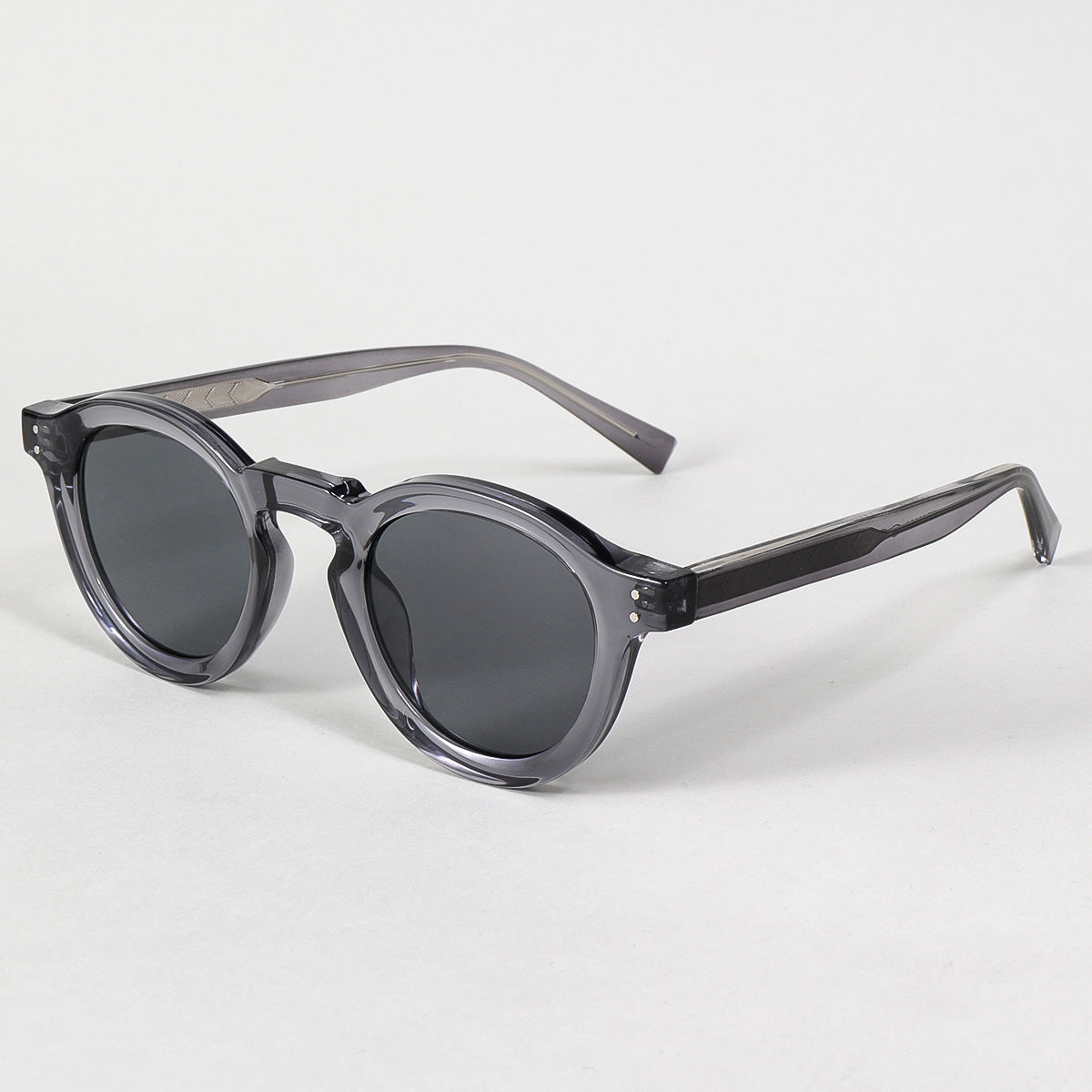 Damen modische Sonnenbrille im klassischen Rundstil Brehn