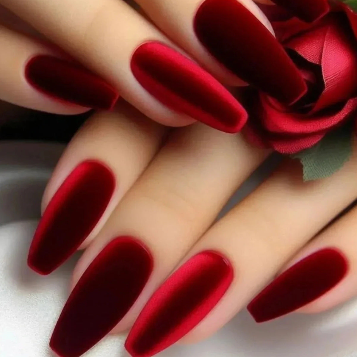 Samtmatte Stiletto-Nagelerweiterungen Brehn