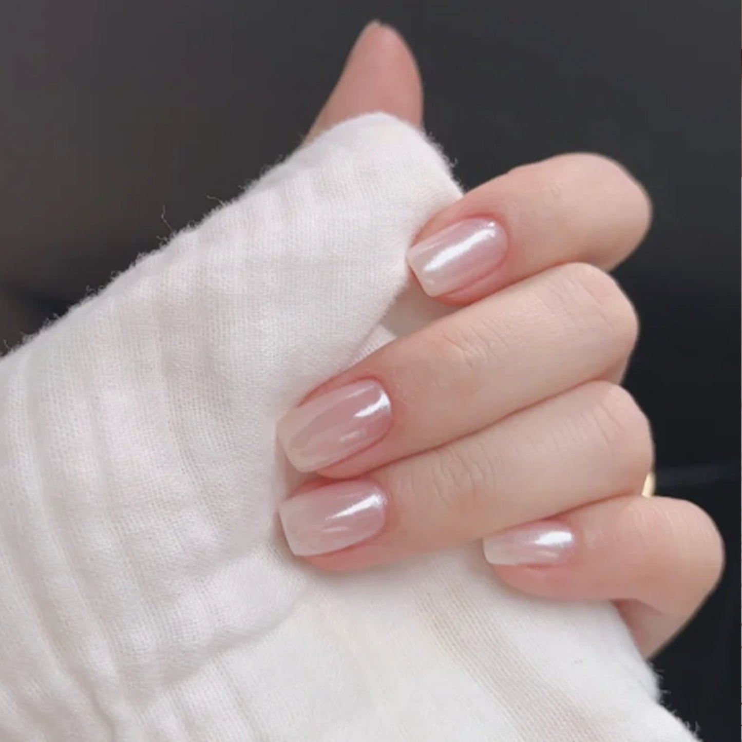Gel-Nägel Im Eleganten Französischen Stil Brehn