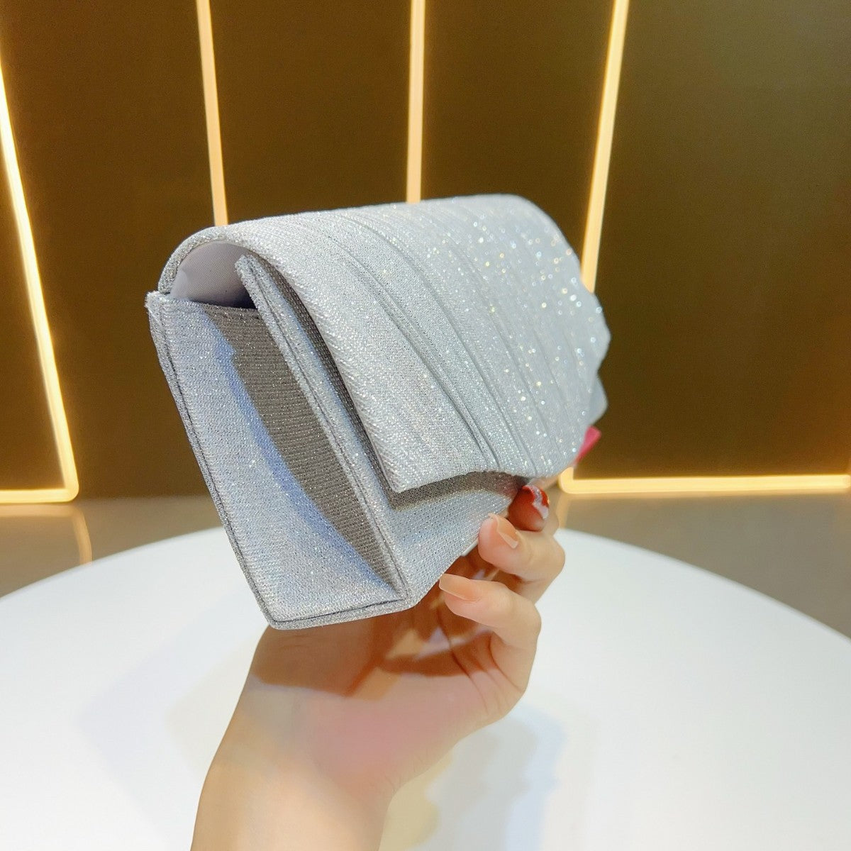 Elegante Gefaltete Clutch