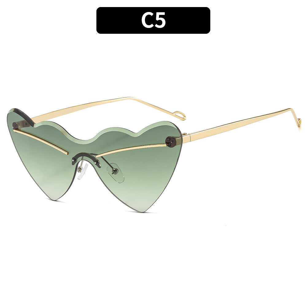 Herzförmige stilvolle Sonnenbrille
