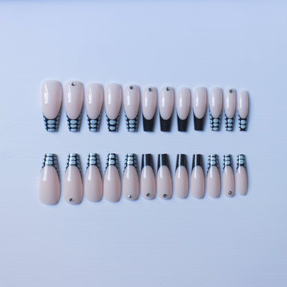 Künstlerisches Acryl-Nagelkunst-Set mit eleganten Punktdesigns