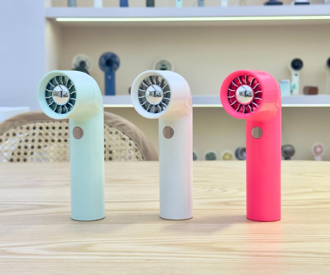 Unisex Tragbarer Handventilator mit leistungsstarkem Akku und kompaktem Design Brehn