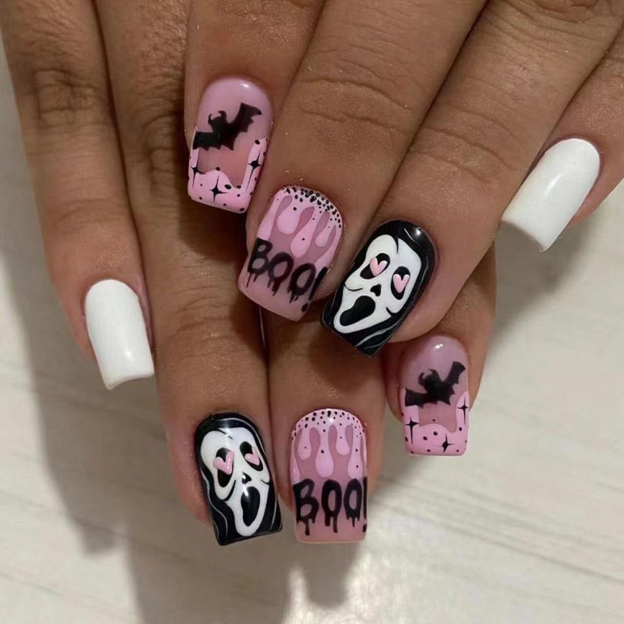 Halloween Kunstnagelset mit kreativen Gruselmotiven Brehn