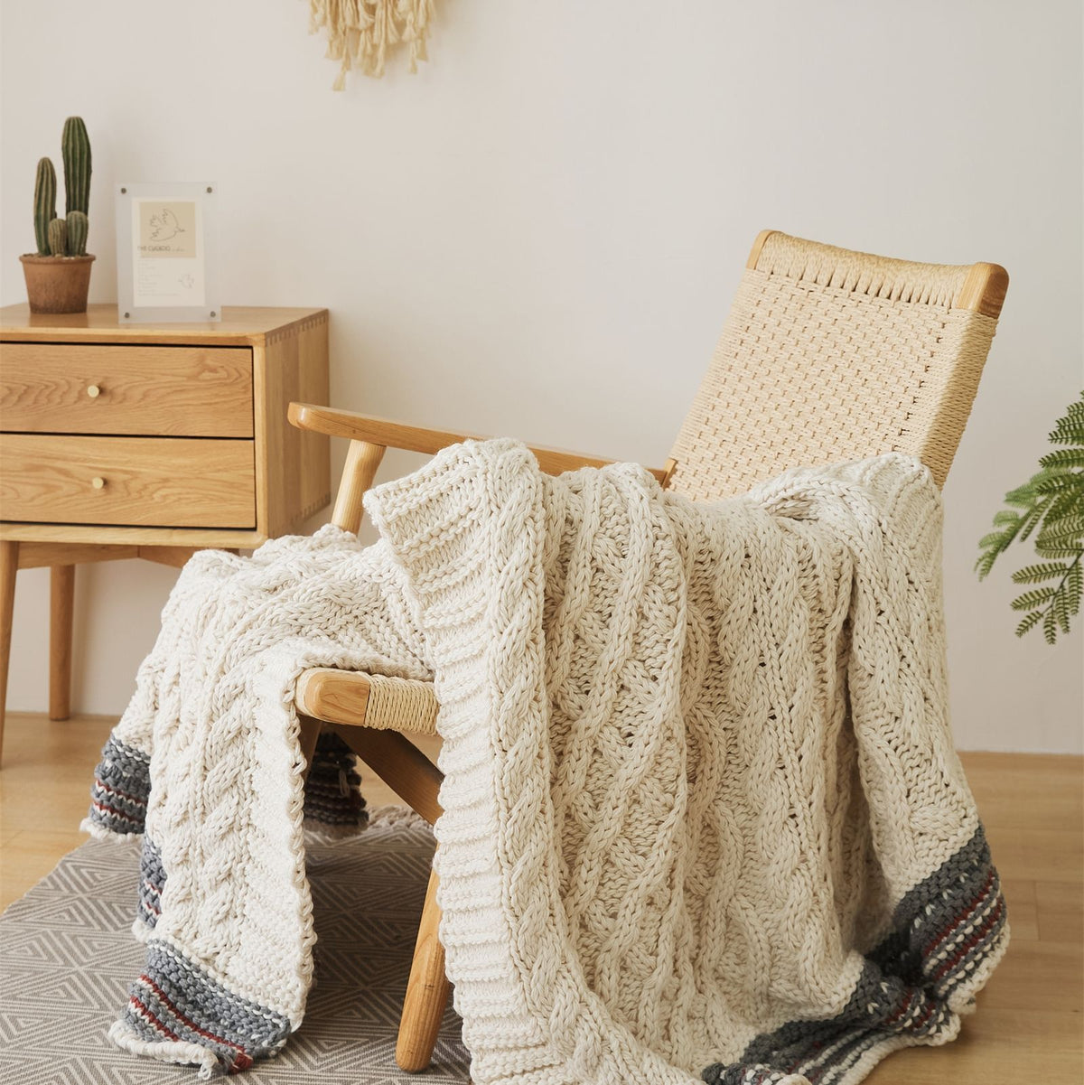 Oversized Chunky Kabelstrick Wurfdecke