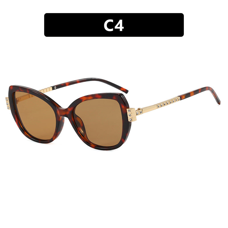 Damen oversized Sonnenbrille mit schützendem UV-Filter und eleganten Akzenten Brehn