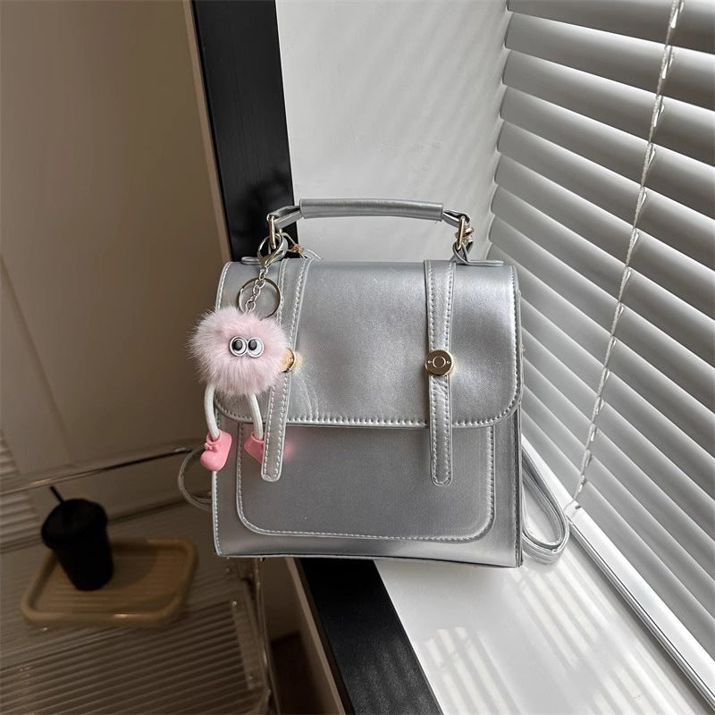 Texturierte vegane Lederhandtasche Brehn