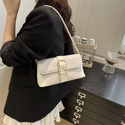 Krokodilmusterte Kettenriemen-Handtasche Brehn