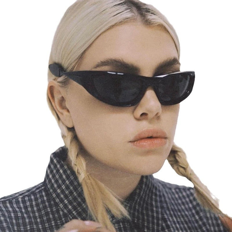 Damen sportliche Sonnenbrille mit ergonomischem Design Brehn