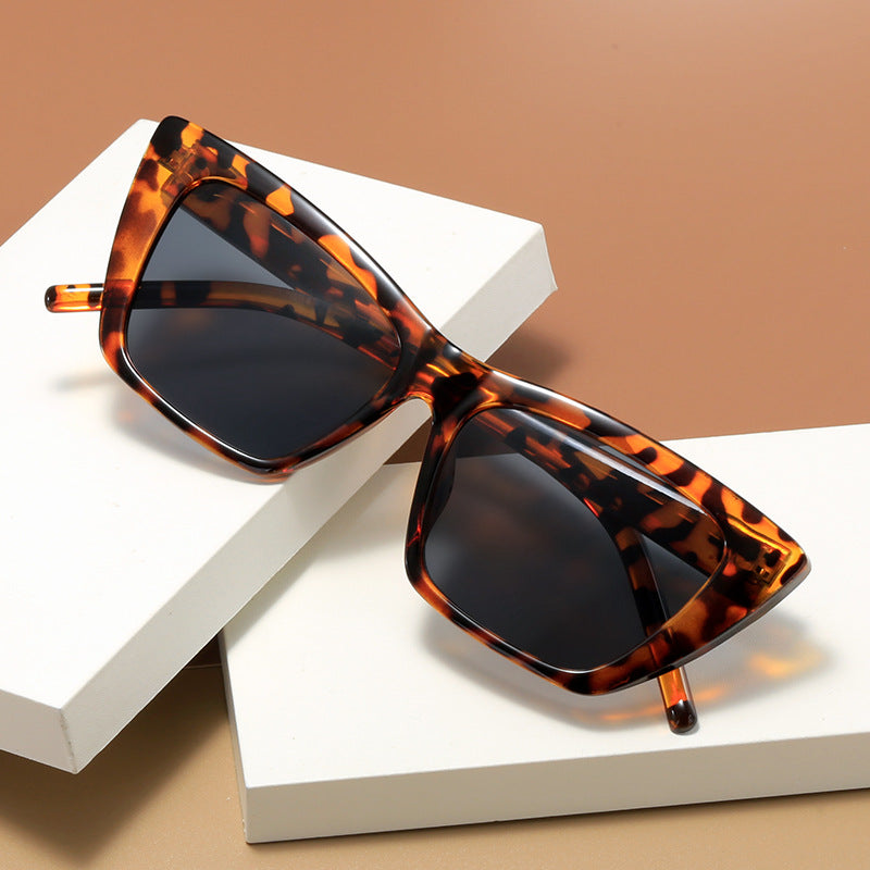 Damen trendige oversized Sonnenbrille mit innovativem transparentem Rahmen Brehn