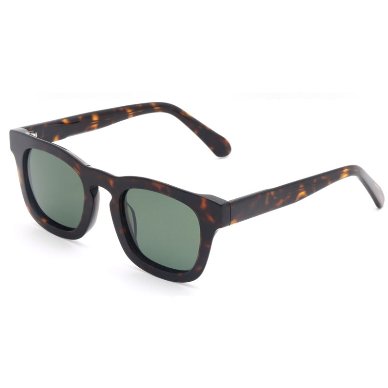 Damen modische Sonnenbrille mit modernem, transparentem Rahmen Brehn