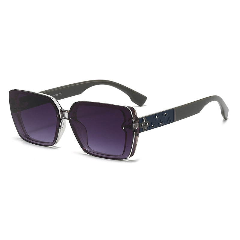 Damen Sonnenbrille mit extravaganten Schmuckdetails Brehn