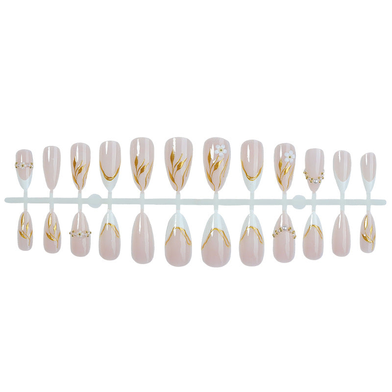 Elegantes dekoratives Press-On-Nagel-Set mit floralen Akzenten Brehn