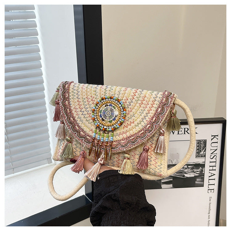 Bohemian-inspiriertes handgefertigtes Perlen-Clutch Brehn