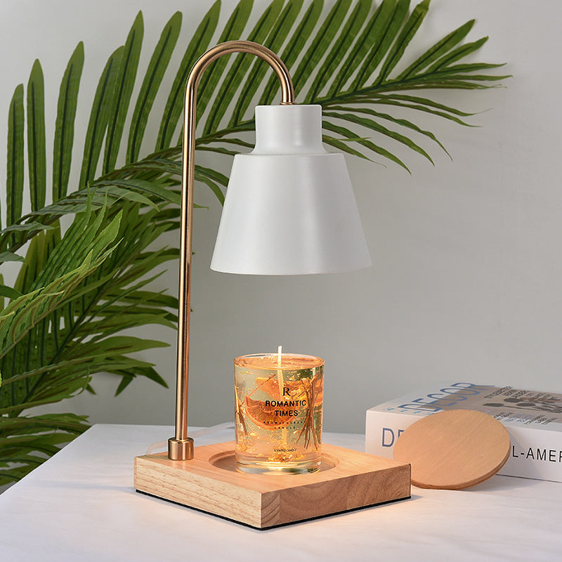 Moderne Schreibtischlampe mit Holzsockel