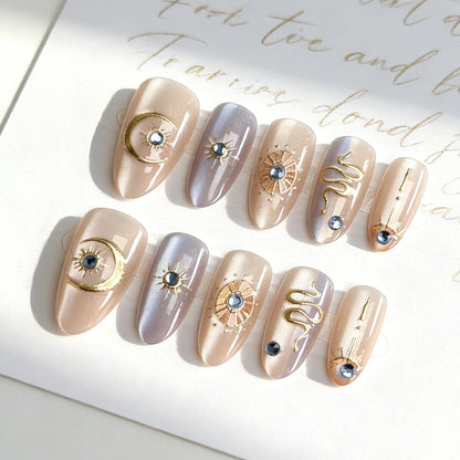 Himmlisch inspiriertes Press-On-Nagelkunst-Set Brehn