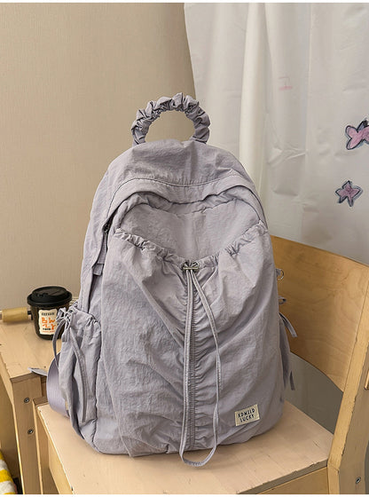 Lässiger zerknitterter Stoff-Schulrucksack