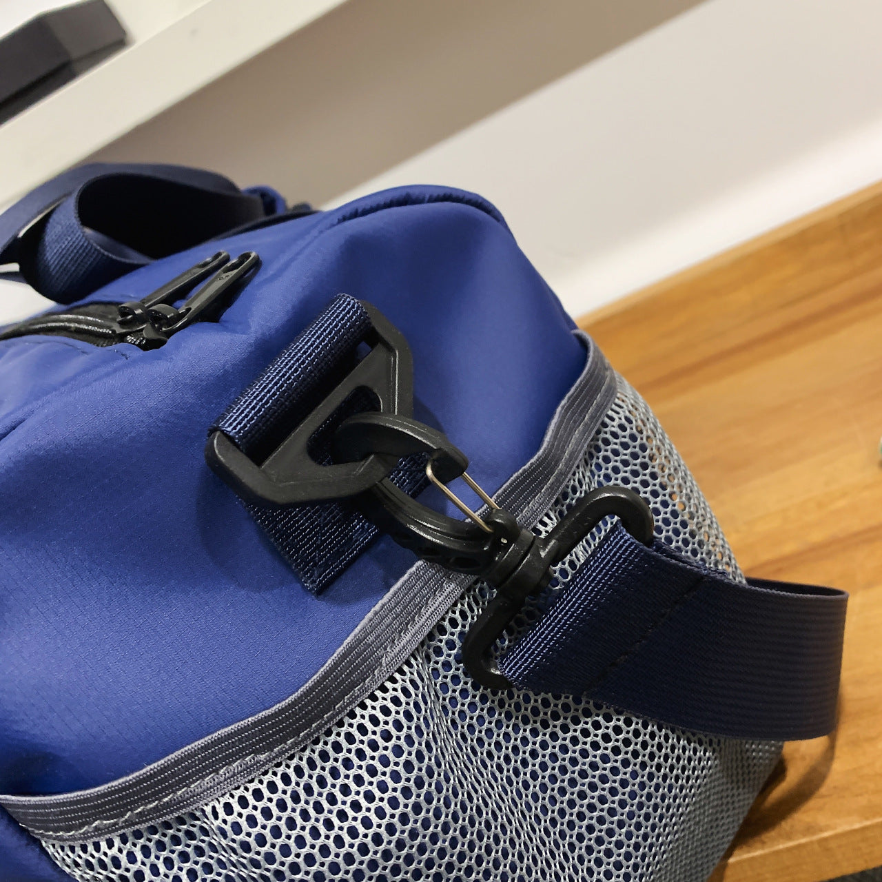 Stylische Duffel-Tasche