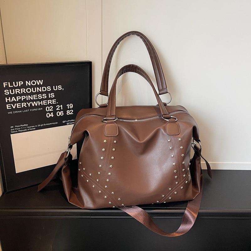 Elegante und Geräumige Handtasche Brehn