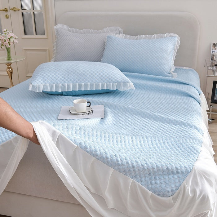 Damen elegantes Bettüberwurf-Set mit dekorativem Rüschensaum Brehn