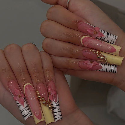 Künstlerische Nagelverlängerungen Brehn