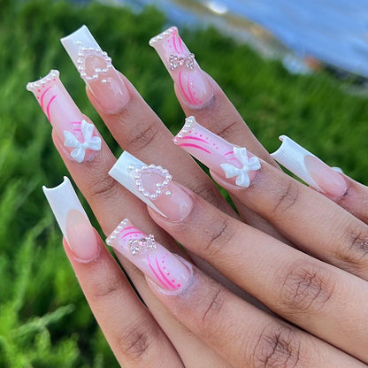 Elegante dekorative 3D-Nagelerweiterungen Brehn