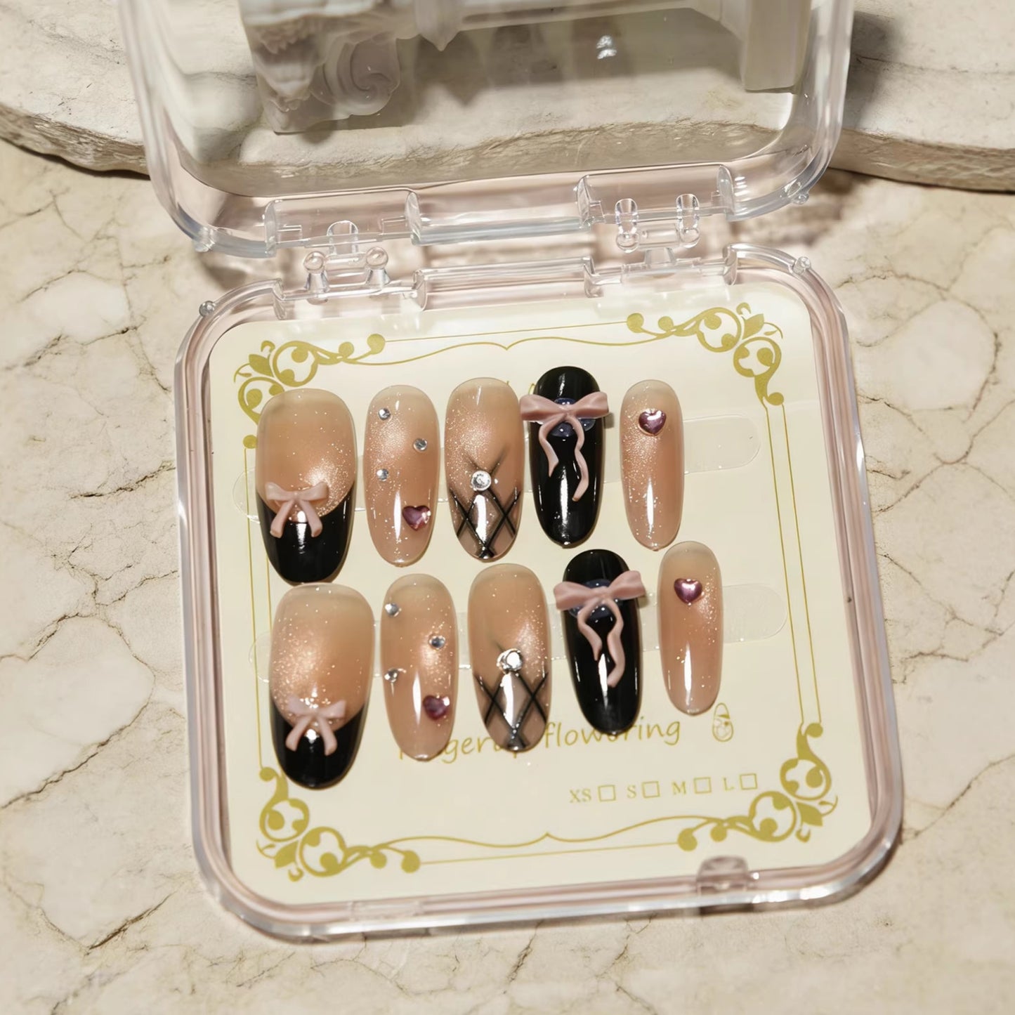Elegantes Künstlerisches Nagelkunstdesign Brehn