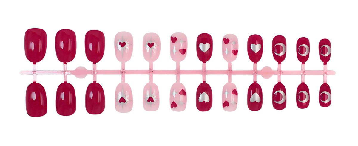 Kunstnagelset mit romantischen Herz- und Sternenmotiven Brehn
